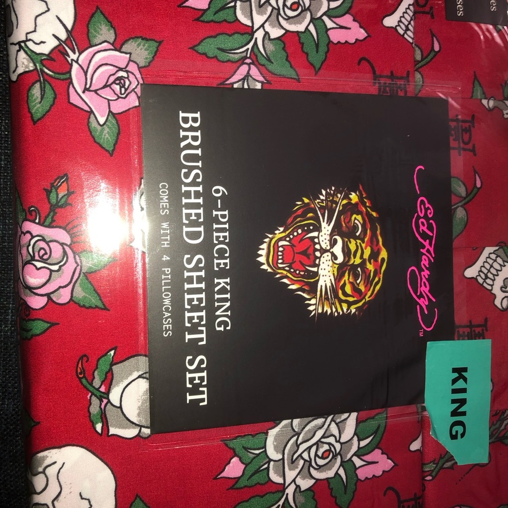 🌹 Ed Hardy Red Rose & Skull Brushed Sheet Set - King 🌹